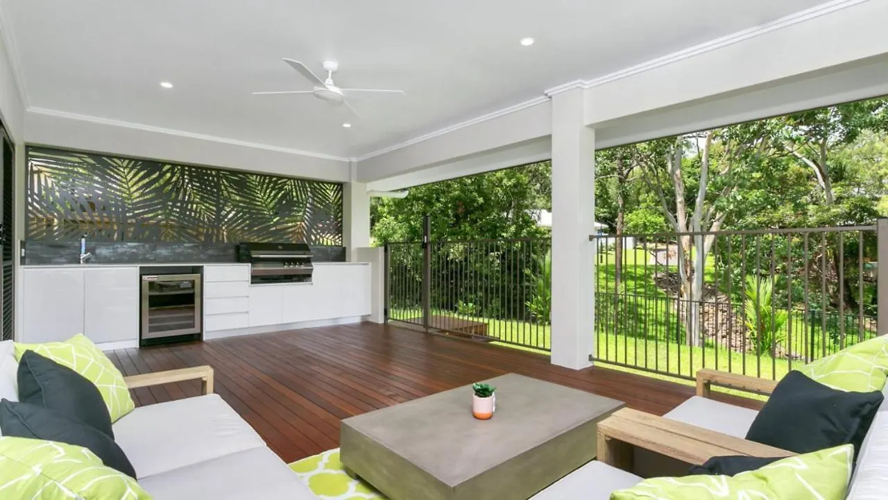 Parkview - Palm Cove Villa Australia