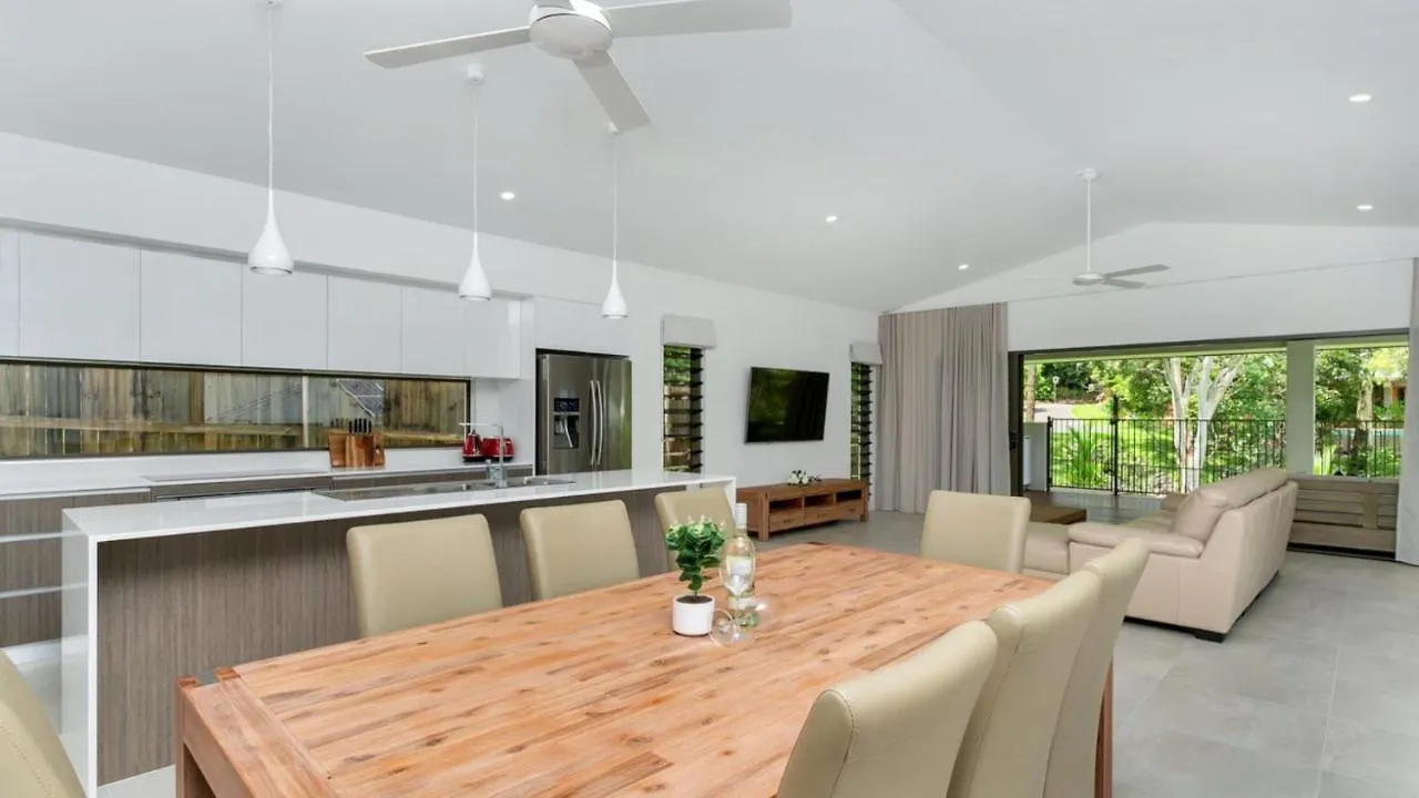 Parkview - Palm Cove Villa Holiday home